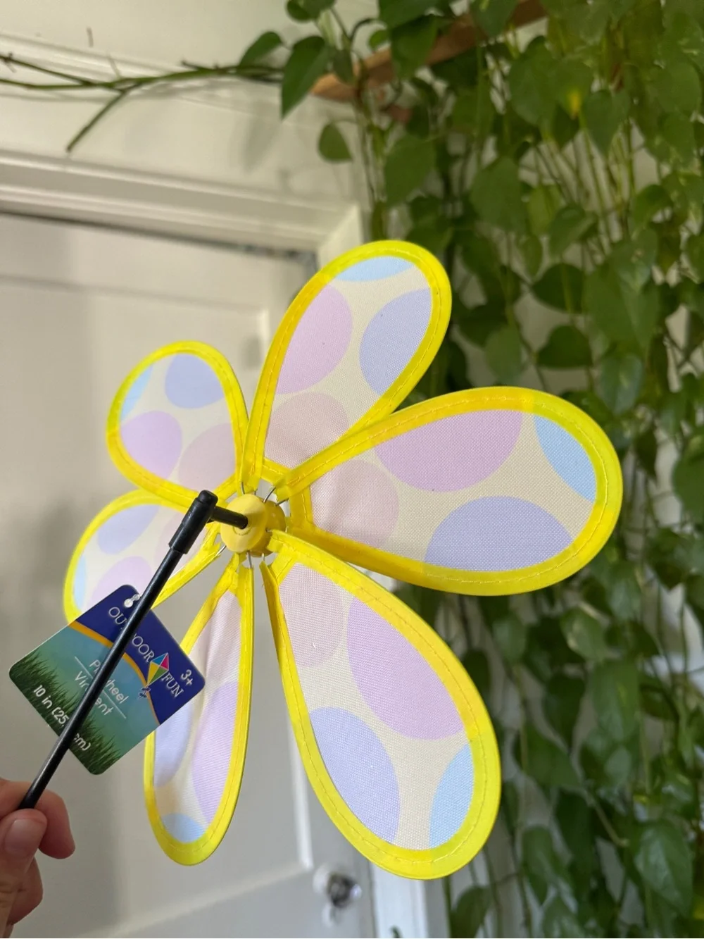 N/A cheerful yellow